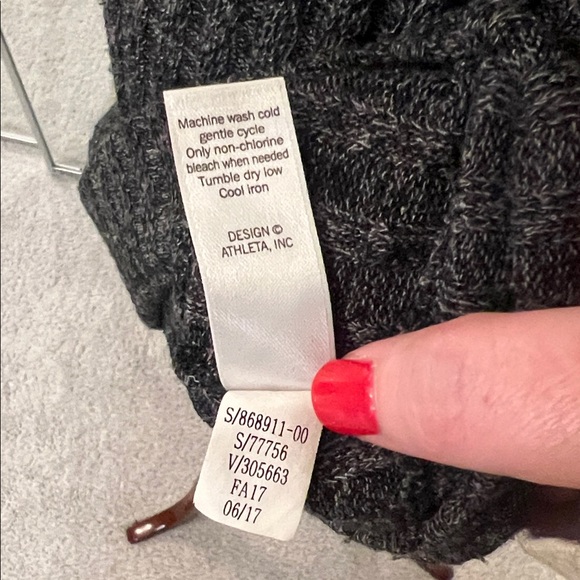 ****LIKE NEW*** ATHLETA‎ Rendezvous Sweater Dress, NWOT, Medium, Charcoal Grey - Picture 7 of 8